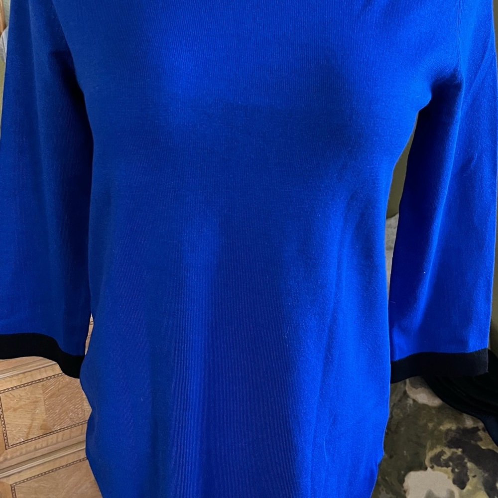 Cable & Gauge Tunic Length Sweater…NWT